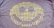 Wyraź siebie w 1024 diodach LED z tshirtOS [wideo]