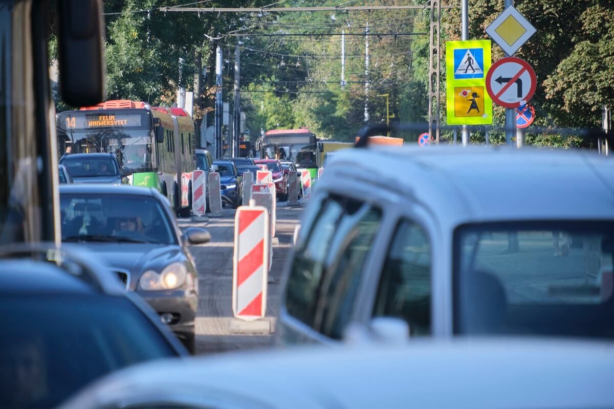 Remont ul. Nadbystrzyckiej, kierowcy utknęli w korku