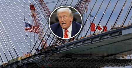 Biały Dom: Trump nie zmienił zdania ws. mostu. Żąda połowy