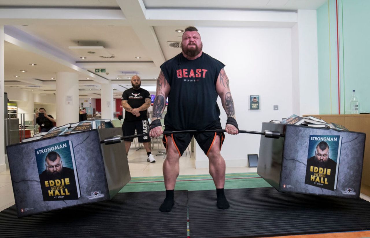 Eddie Hall begins MMA career with unique challenge at Freak Fight Gala