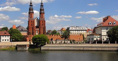 Pogoda w Opolu. Prognoza na poniedziałek 24 listopada. Mróz nad ranem, ryzyko gołoledzi