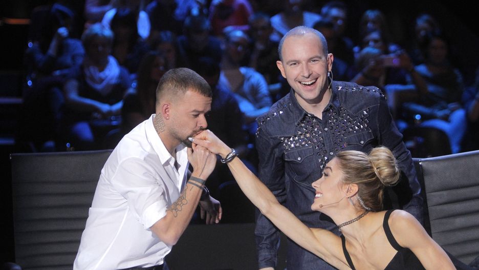 Ida Nowakowska i Michał Piróg za stołem jurorskim "You Can Dance"