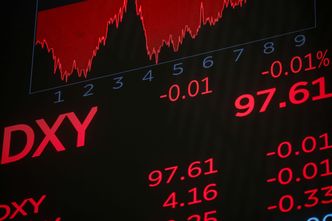 Czerwony poranek na giełdach. WIG20 w dół, Europa liczy straty