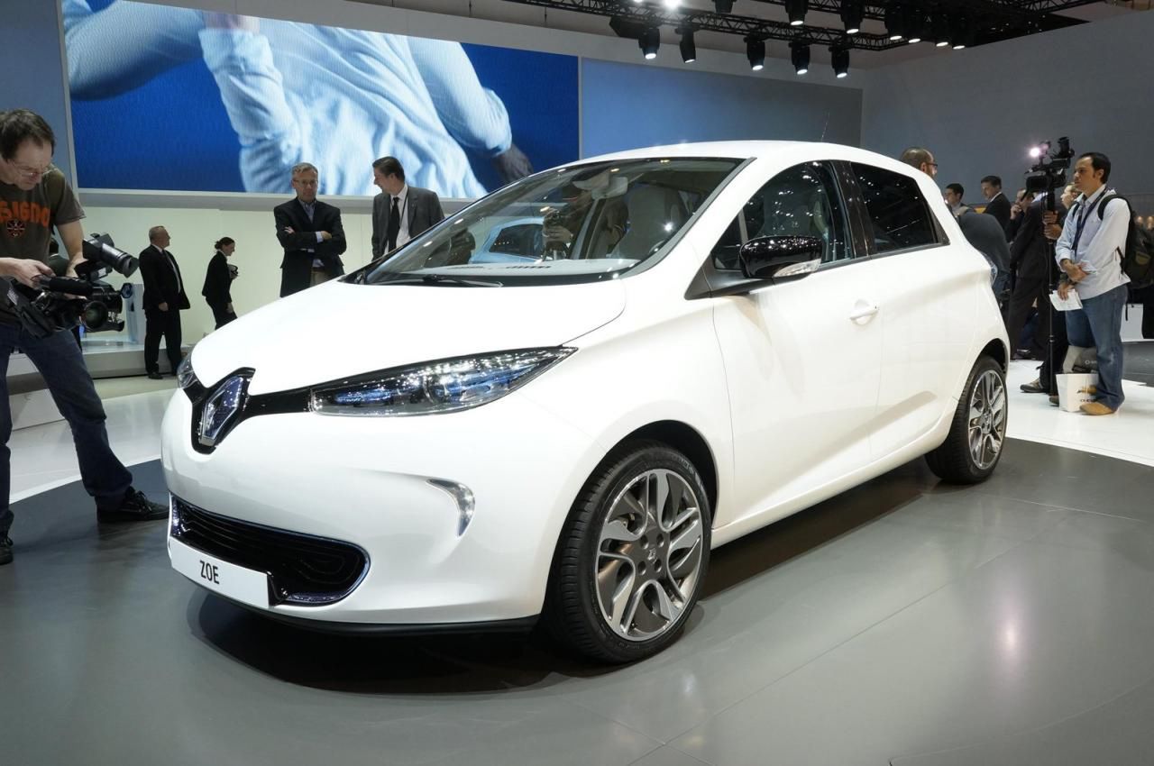 Renault Zoe Electric w blasku jupiterów [Genewa 2012]