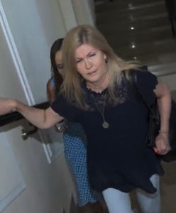 Iwona Arent "przyłapana" w Sejmie. Uciekała przed dziennikarką