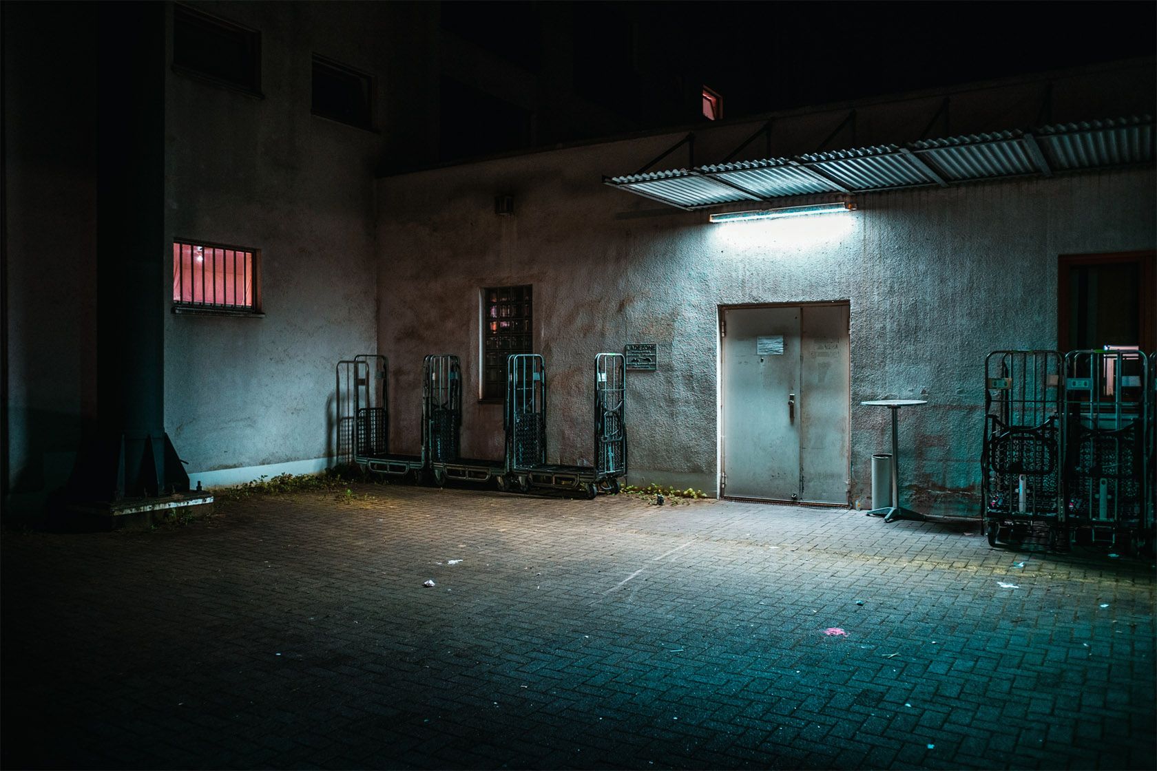 "After Hours" to filmowe kadry z Hamburga po godzinach 14