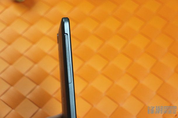 HTC Desire 728 oficjalnie. Cekawy średniak w rozsądnej cenie 10