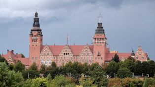 Pół roku na granicy w obiektywie. Wyjątkowa wystawa żołnierzy 12. Dywizji w Zachodniopomorskim Urzędzie Wojewódzkim