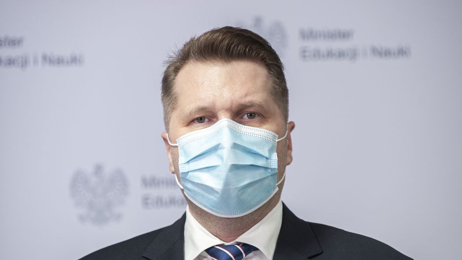 Przemysław Czarnek do rektora WUM: Pan szczepi ubeków