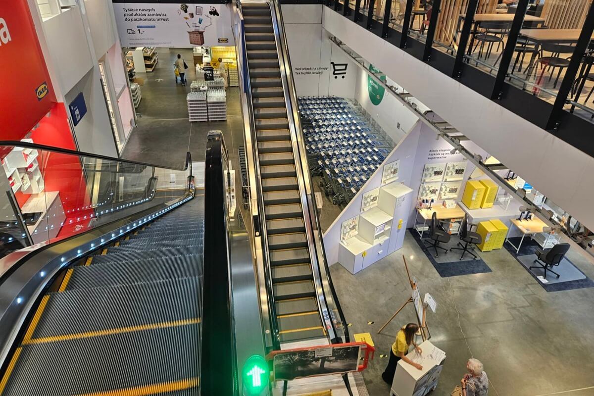 Awaria ruchomych schodów w sklepie IKEA Lublin