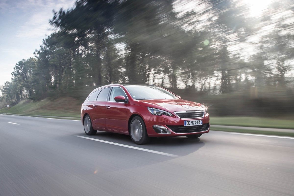 Peugeot 308 SW 1,2 e-THP 130 - pierwsza jazda [galeria] 33
