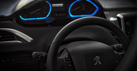 Produkcja nowego Peugeota wstrzymana. Tajemnicza awaria wśród słuchaczy Radia Zet