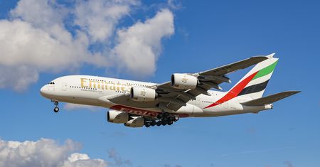 Rekordowe wyniki Emirates. Wzrost o 70 proc. w ciągu roku