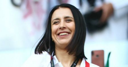 Siostra Roberta Lewandowskiego w przerwie od kibicowania pozuje w bikini nad basenem w Katarze (ZDJĘCIA)