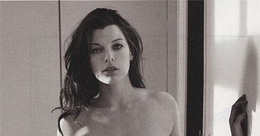 Milla Jovovich NAGO!