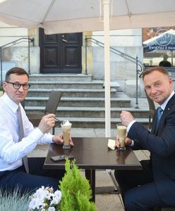 Jak wybrnąć z "ostrego cienia mgły"? Opublikowano kolejne maile