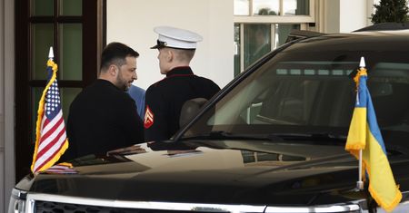 "Awanturę wywołał Vance". W sieci huczy po kłótni u Trumpa