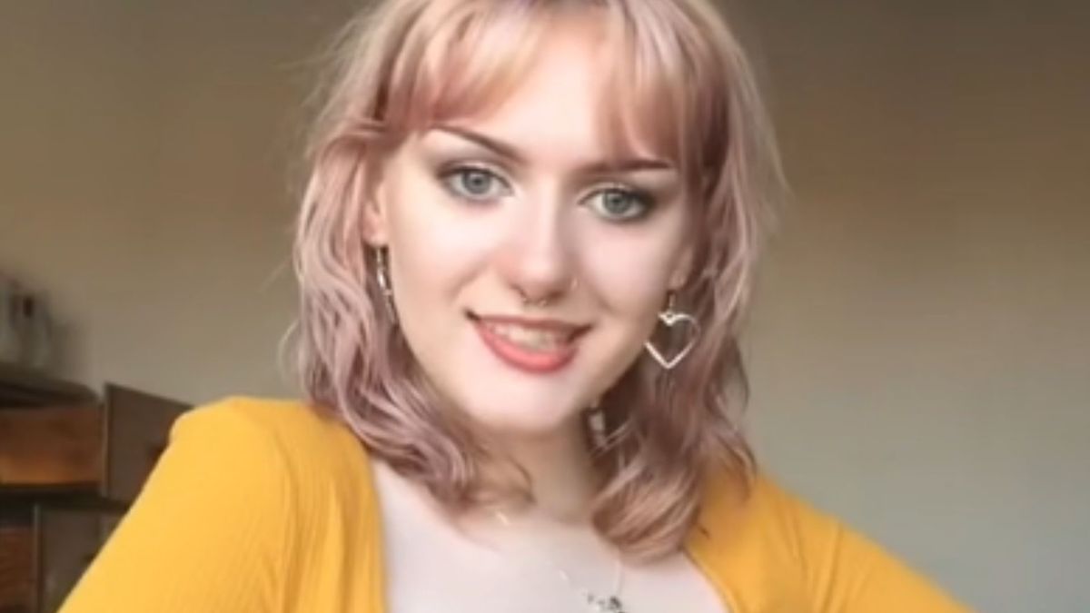 Została wezwana przez szefa. Wszystko przez swój strój do pracy