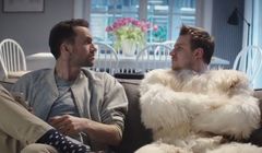 Tomasz Kot w rodzinnych rozmowach z „psem” reklamuje Jump Family w T-Mobile (wideo)