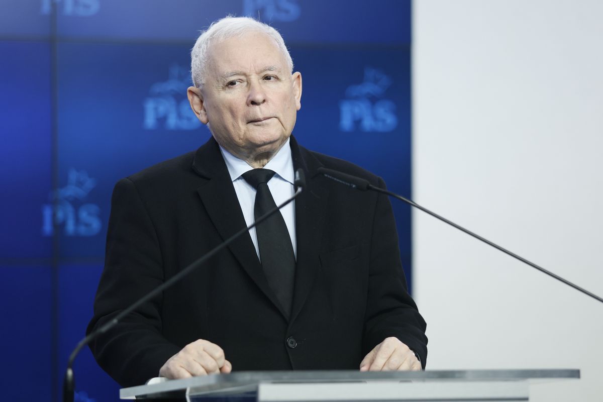 Jarosław Kaczyński pojawił się na proteście w siedzibie TVP