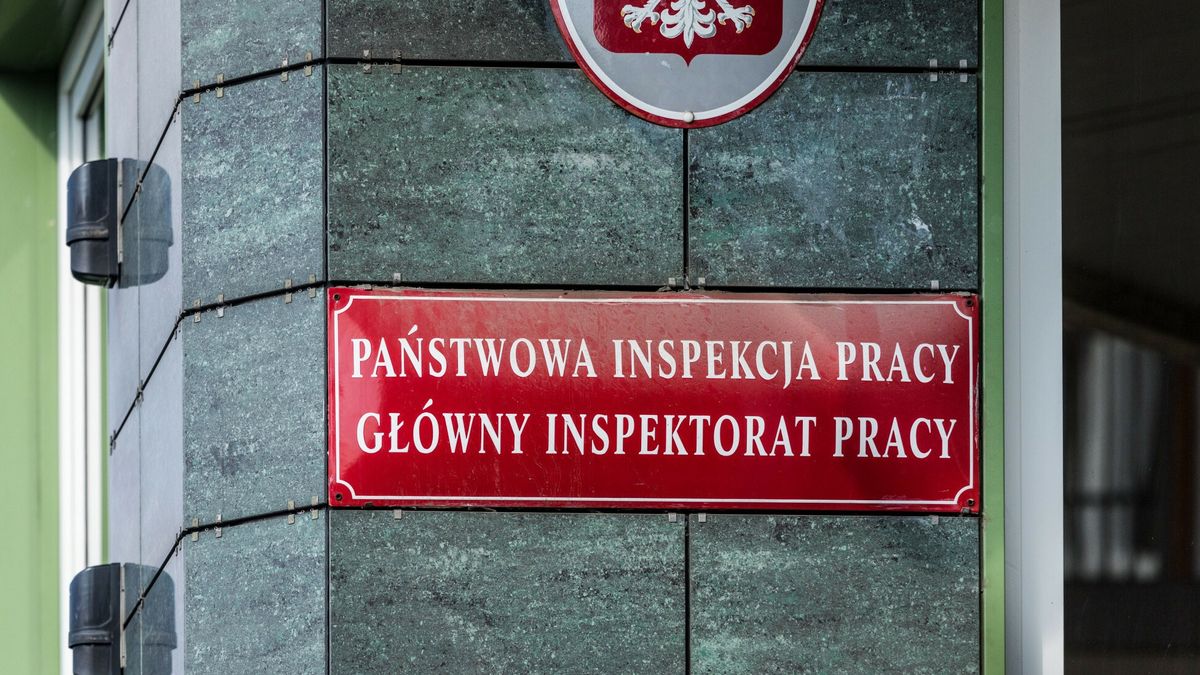 Odwołanie z urlopu - wszystko, co musisz wiedzieć