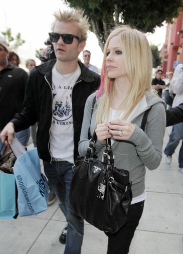 Avril rozstała się z mężem!