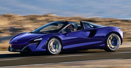 McLaren Artura zrzuca dach. Wygląda jeszcze lepiej niż coupe