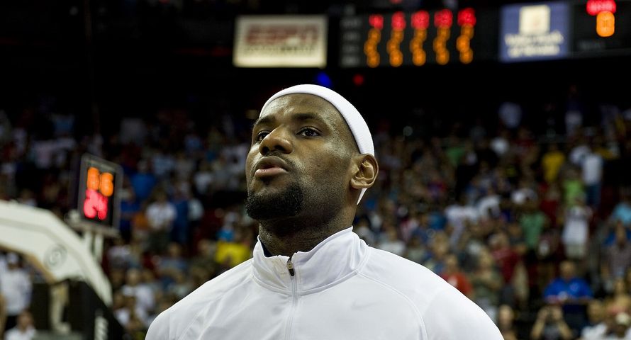 LeBron James ambasadorem Polymarket. Na jego transfer gracze postawili 43 mln dolarów