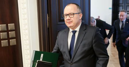 Usuną sędziów TK? Bodnar:"Zostały drobiazgi"