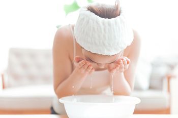 Farmaceutka kliniczna ostrzega: Ten urodowy trend jest bardzo niebezpieczny! Może spowodować zatrzymanie akcji serca