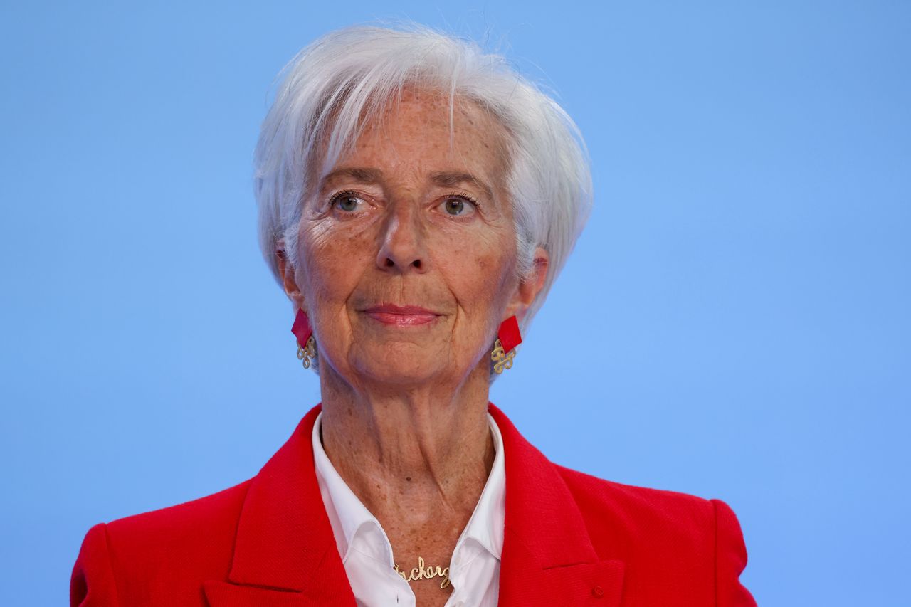 European Central Bank cuts interest rates to 2%