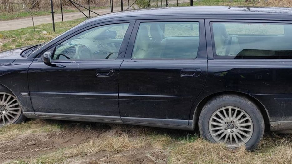 Pijany kierowca wjechał w ogrodzenie