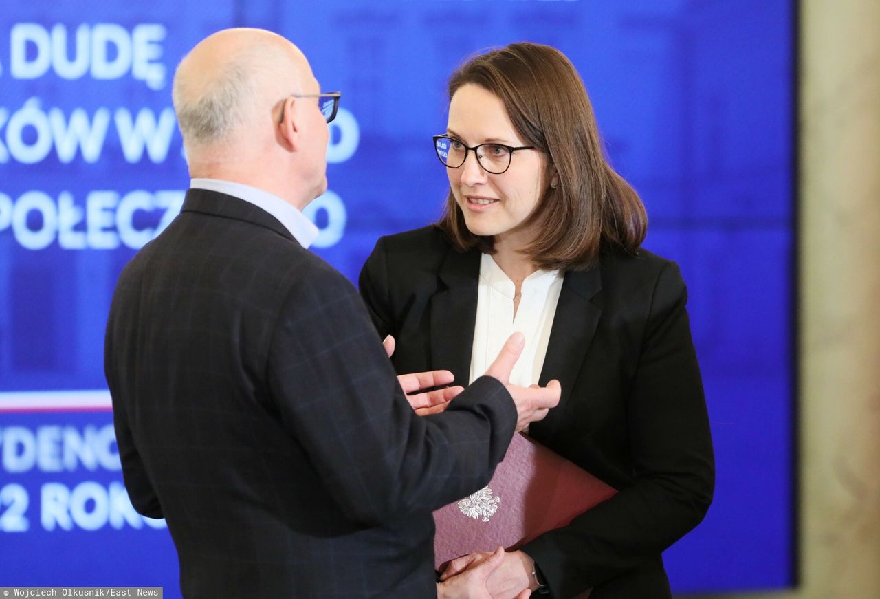 Skarbówka prześwietla konta Polaków? Minister finansów podaje liczby