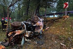 Koszmarny wypadek w Katowicach. Z auta został wrak. Ofiary mają 20 i 21 lat