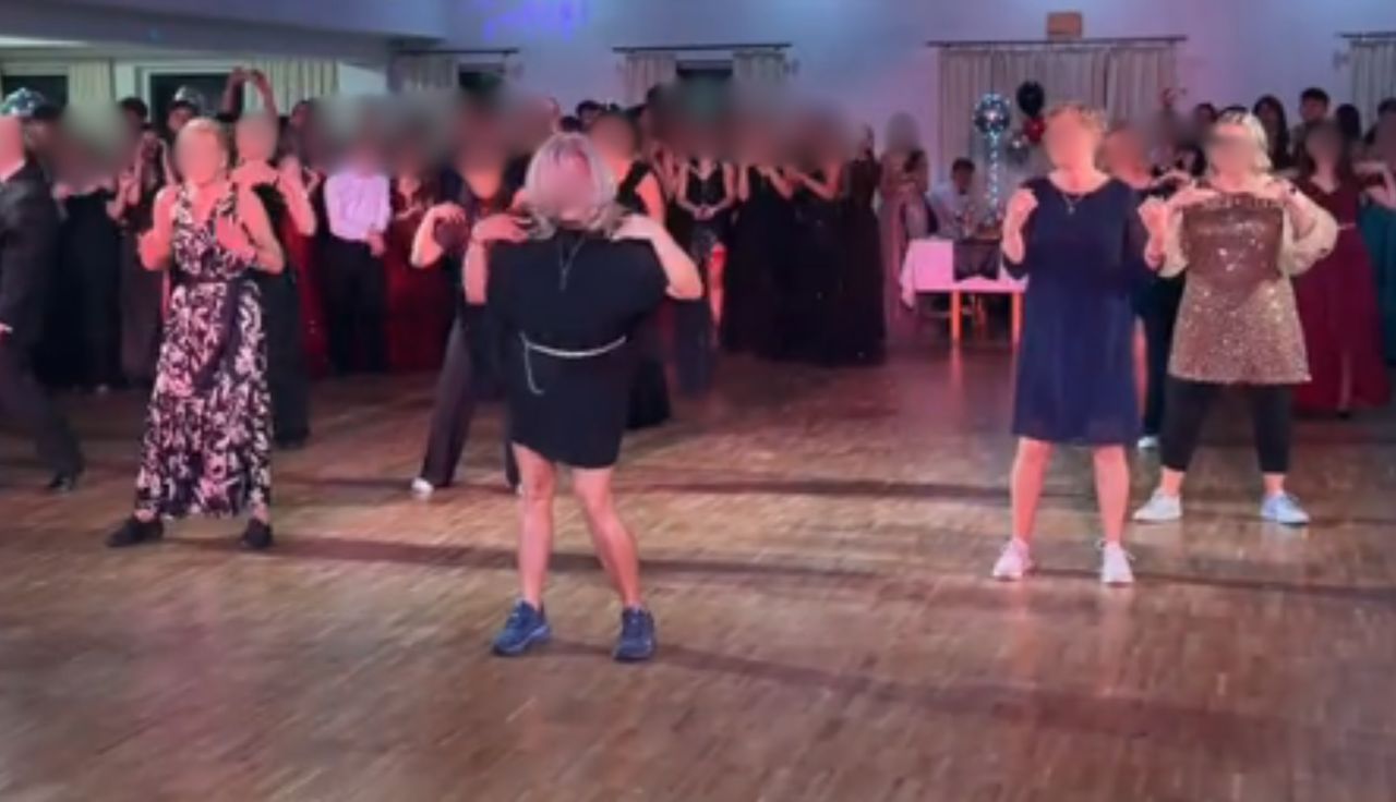 Nauczycielki nagrane. Potężna wrzawa. Nagranie ze studniówki