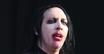 Manson ma ŚWIŃSKĄ GRYPĘ!