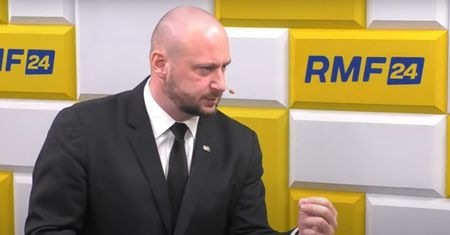 Głos z otoczenia Dudy po incydencie. "Zrobić porządek z Fafikiem"