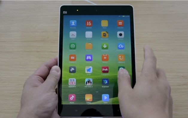 W skrócie: Xiaomi Mi Pad na wideo, pierwszy smartfon z serii Android Silver i komórka dla niewidomych
