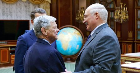 Mińsk pod presją USA. Łukaszenka spotyka się z człowiekiem Trumpa