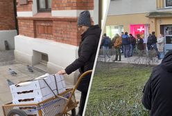Ogromna kolejka po pączki. Ludzie stoją z wózkami