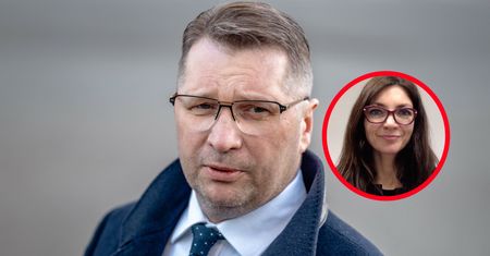 Przemysław Czarnek wie, jak dbać o kobiety? [OPINIA]