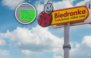 Namioty wyprzedażowe Biedronki zamknięte. Klientów witają takie napisy