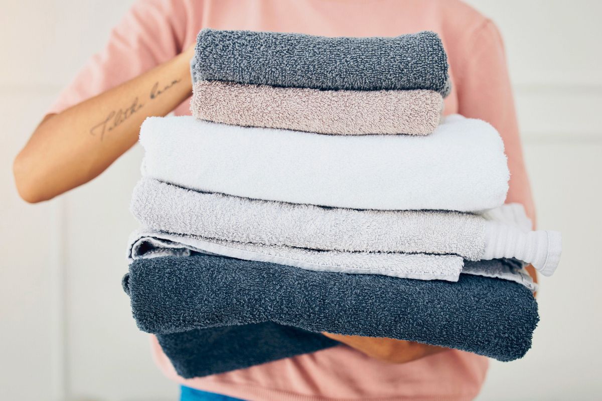 Unlock the secret to ever-soft towels: Simple tricks and unconventional washing techniques revealed