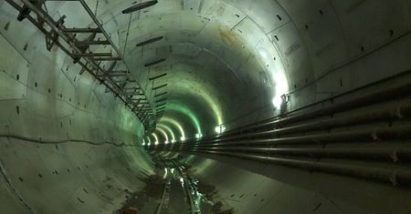 Tunele Muska nie dla epileptyków i klaustrofobów