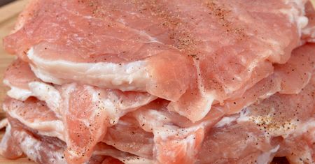 Schabowe wychodzą twarde? Na pewno pomijasz jeden bardzo ważny krok