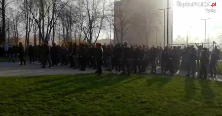 Śląsk. Nielegalne zgromadzenia kibiców. Interweniowała policja