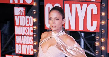 Jennifer Lopez wraca do śpiewania! (POSŁUCHAJ!)