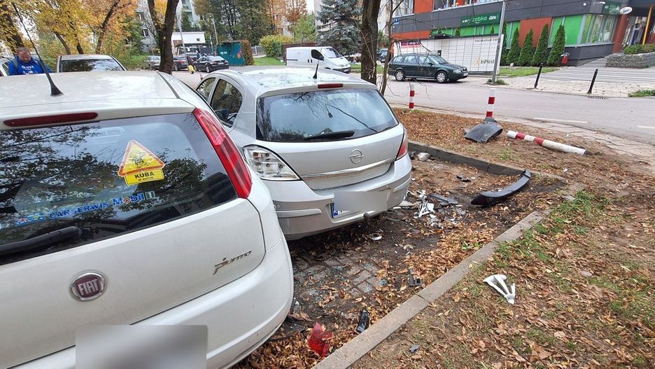 Auta uszkodzone na parkingu w Kielcach