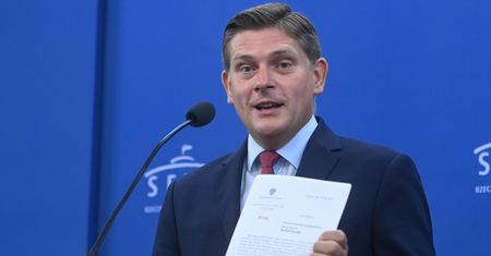 Poseł Kownacki przeszedł test trzeźwości. Posądzono go o bycie pod wpływem
