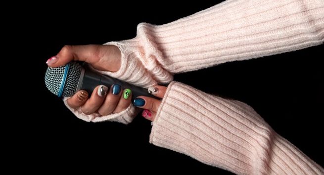 Neonail ma nową ambasadorkę. To znana młoda wokalistka